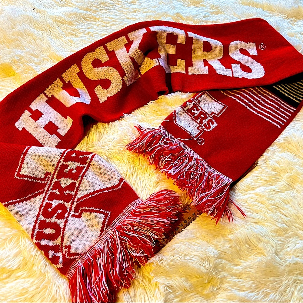 Nebraska State Huskers Classic Collegiate Team Warm Winter Scarf Fringe